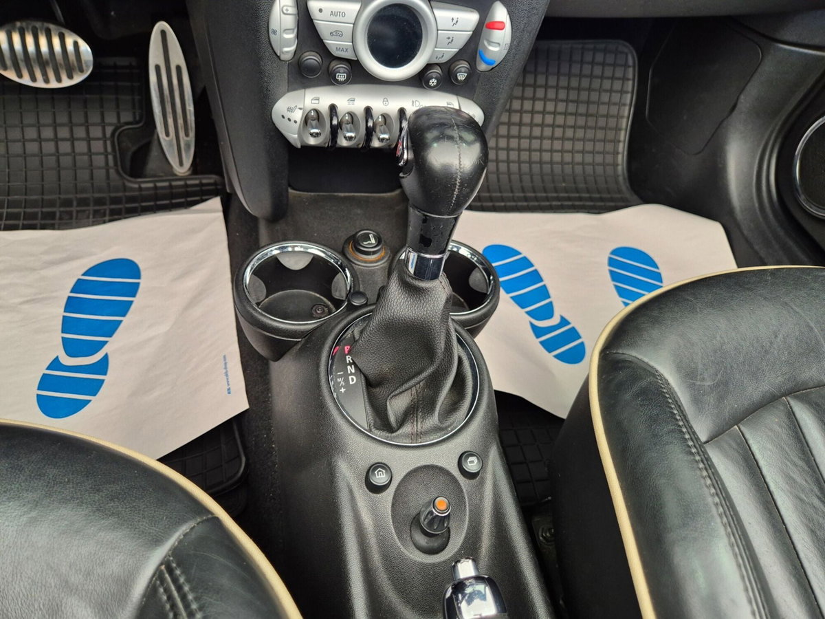 MINI Mini Cabrio 1.6 16V Cooper S Cabrio (15)