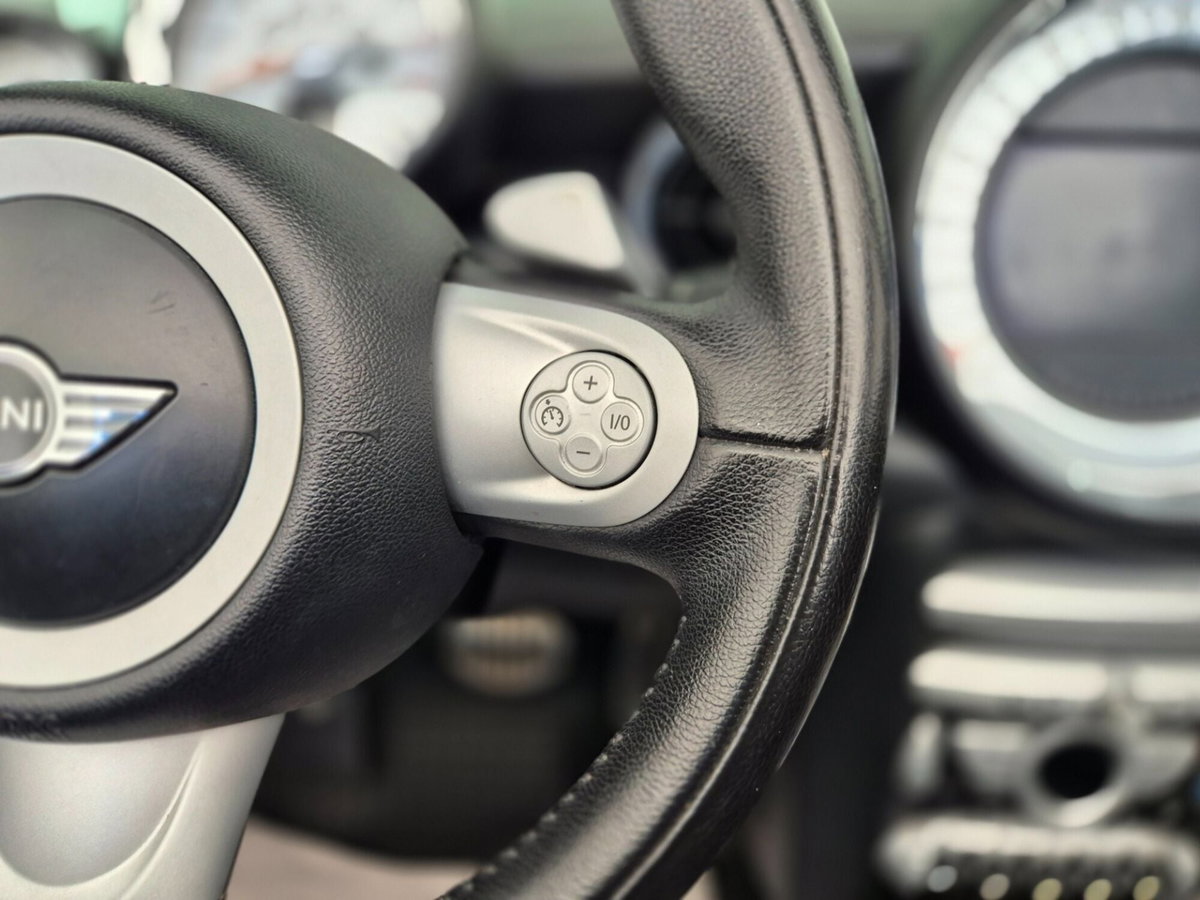 MINI Mini Cabrio 1.6 16V Cooper S Cabrio (17)