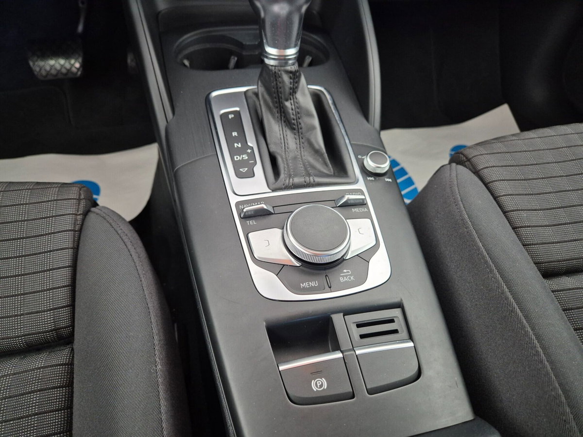 Audi A3 Sportback 30 g-tron S tronic Sport (16)