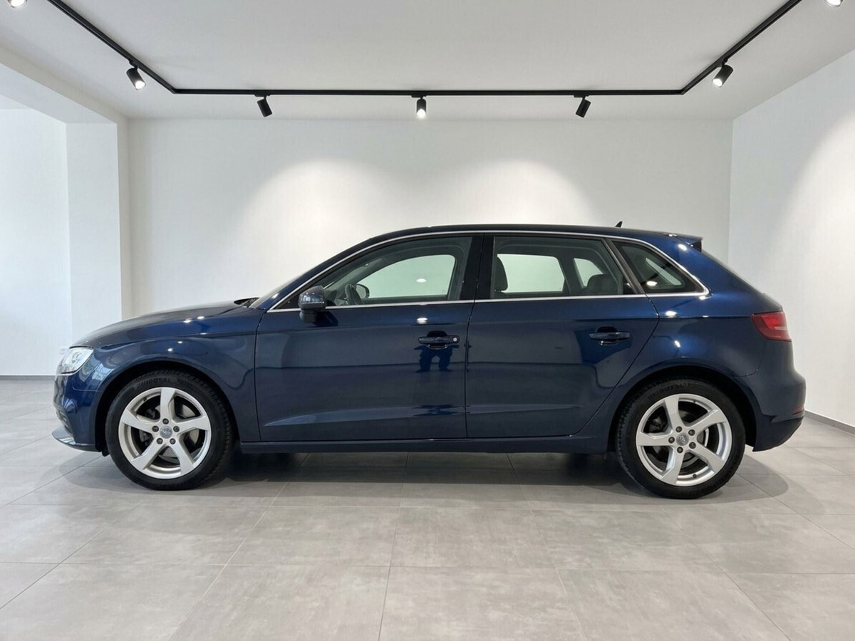 Audi A3 Sportback 30 g-tron S tronic Sport (8)