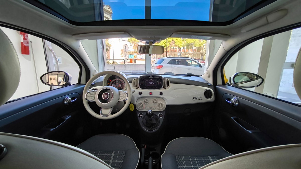 Fiat 500 1.2 Lounge (16)