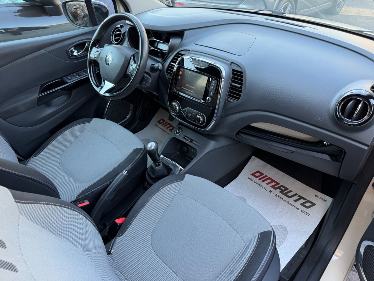Renault Captur 1.5 dCi 8V 90 CV Start&Stop Energy R-Link (9)