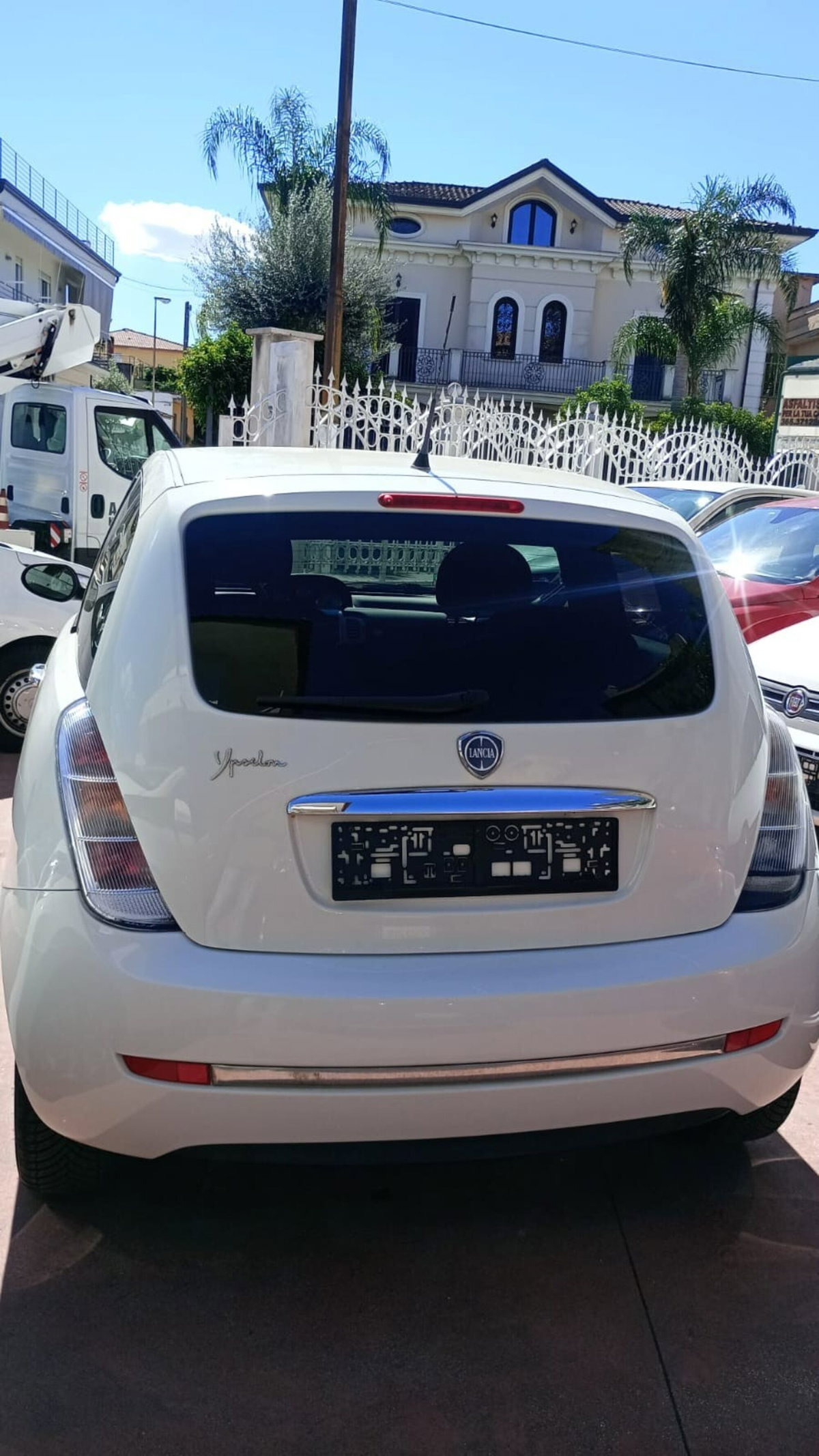 Lancia Ypsilon 1.2 New Oro (4)