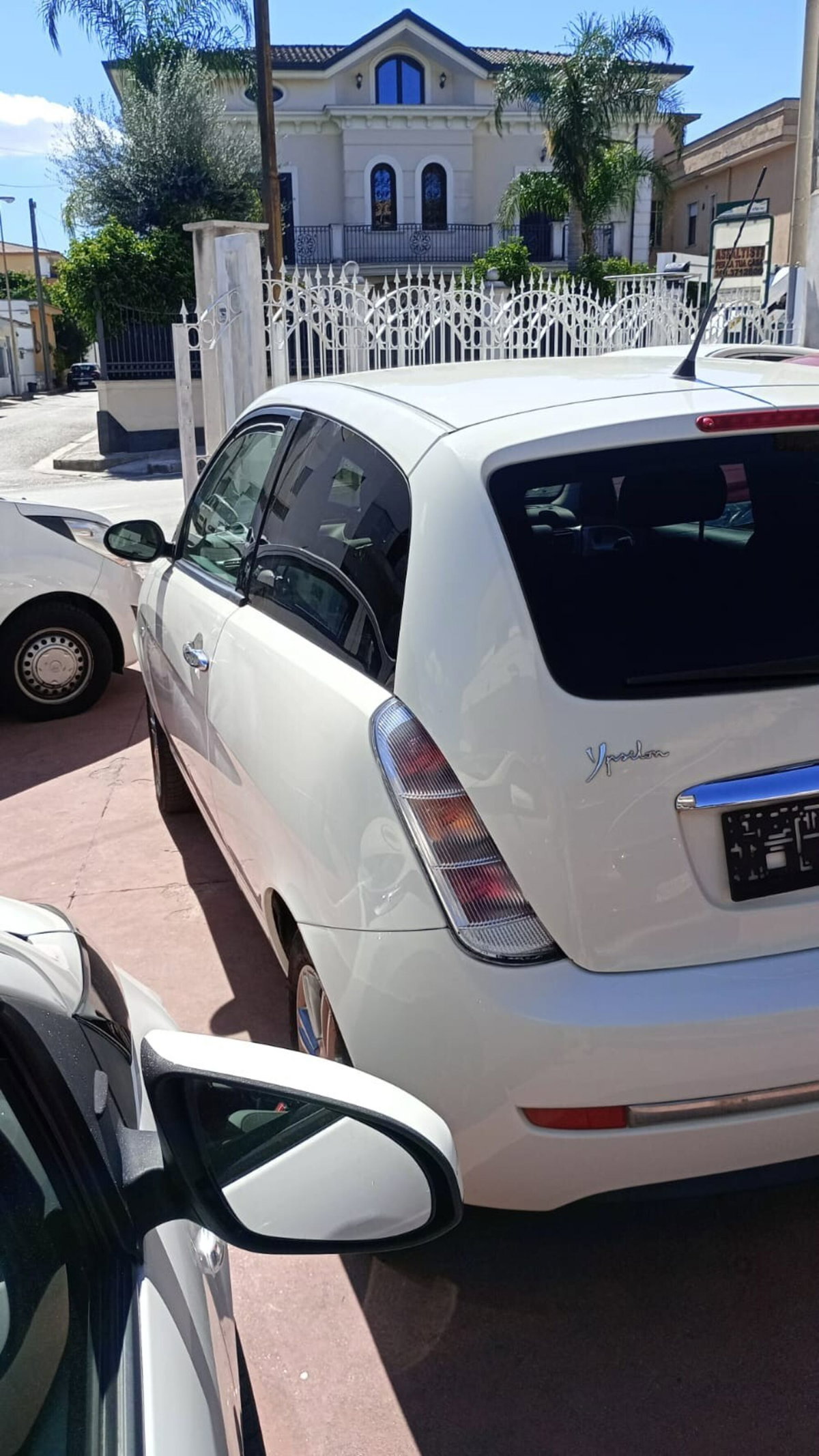 Lancia Ypsilon 1.2 New Oro (6)