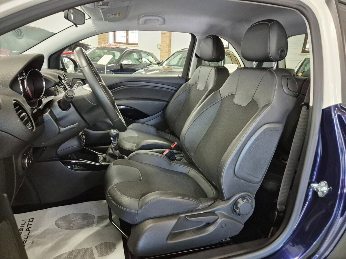 Opel Adam 1.2 70 CV Jam (5)