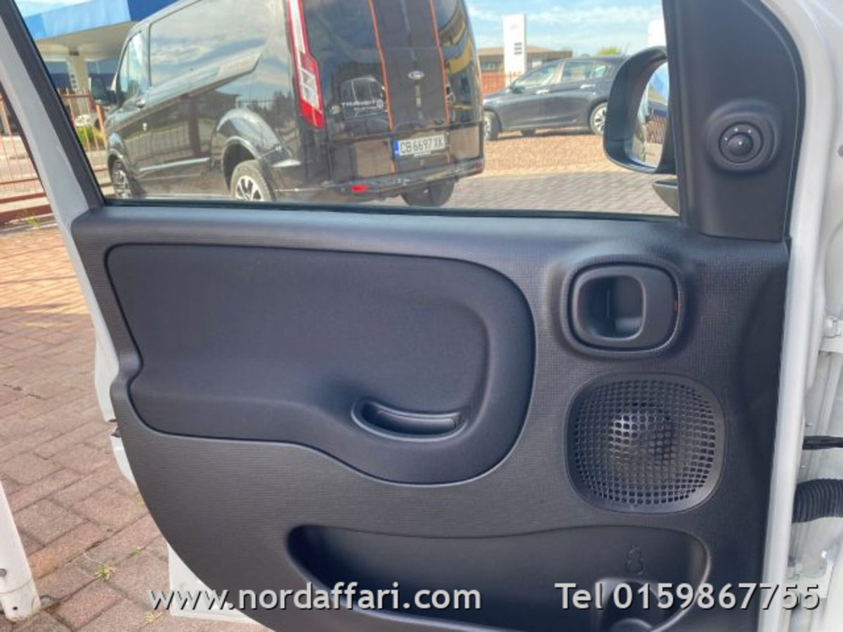 Fiat Panda 1.0 firefly hybrid s&s 70cv 5p.ti (9)