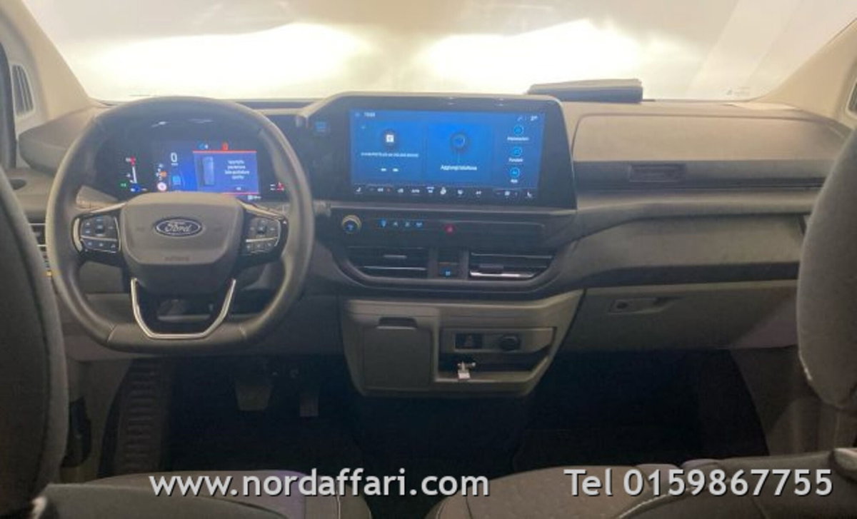 Ford Tourneo Custom 320 2.0 EcoBlue 170CV aut. PL Titanium (4)