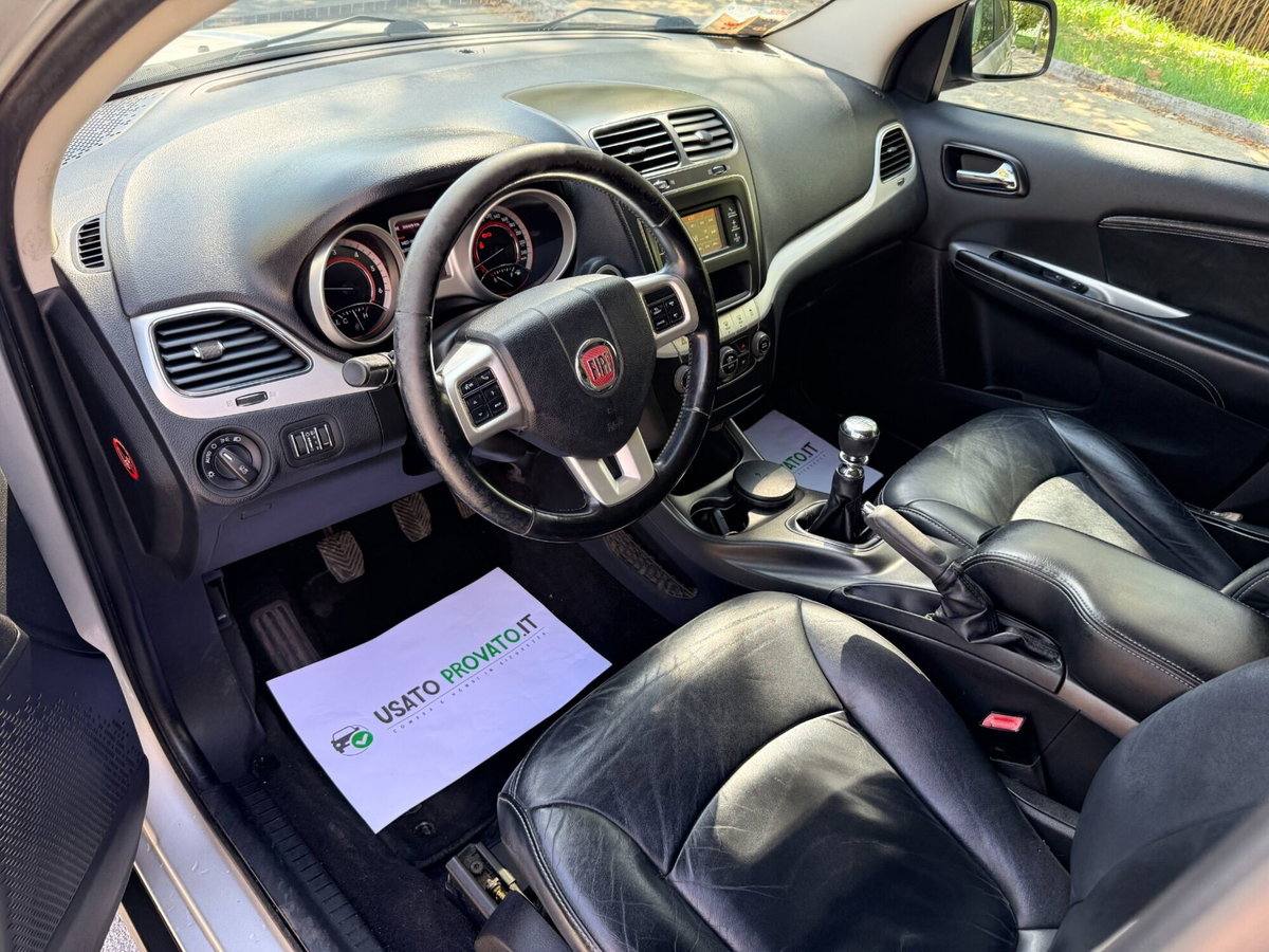 Fiat Freemont 2.0 Multijet 140 CV Urban (14)