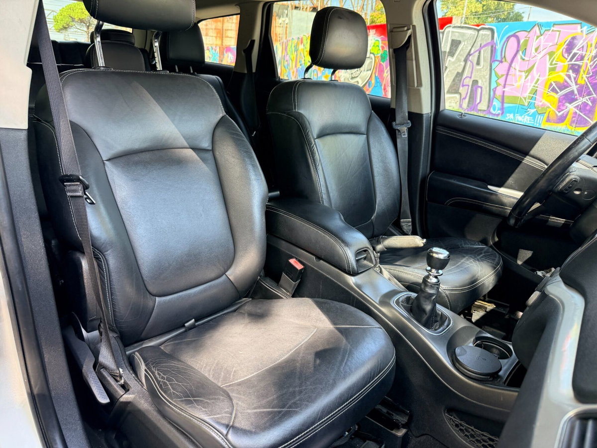 Fiat Freemont 2.0 Multijet 140 CV Urban (19)