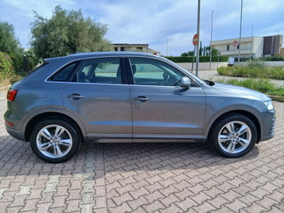 Audi Q3 2.0 TDI 120 CV (3)