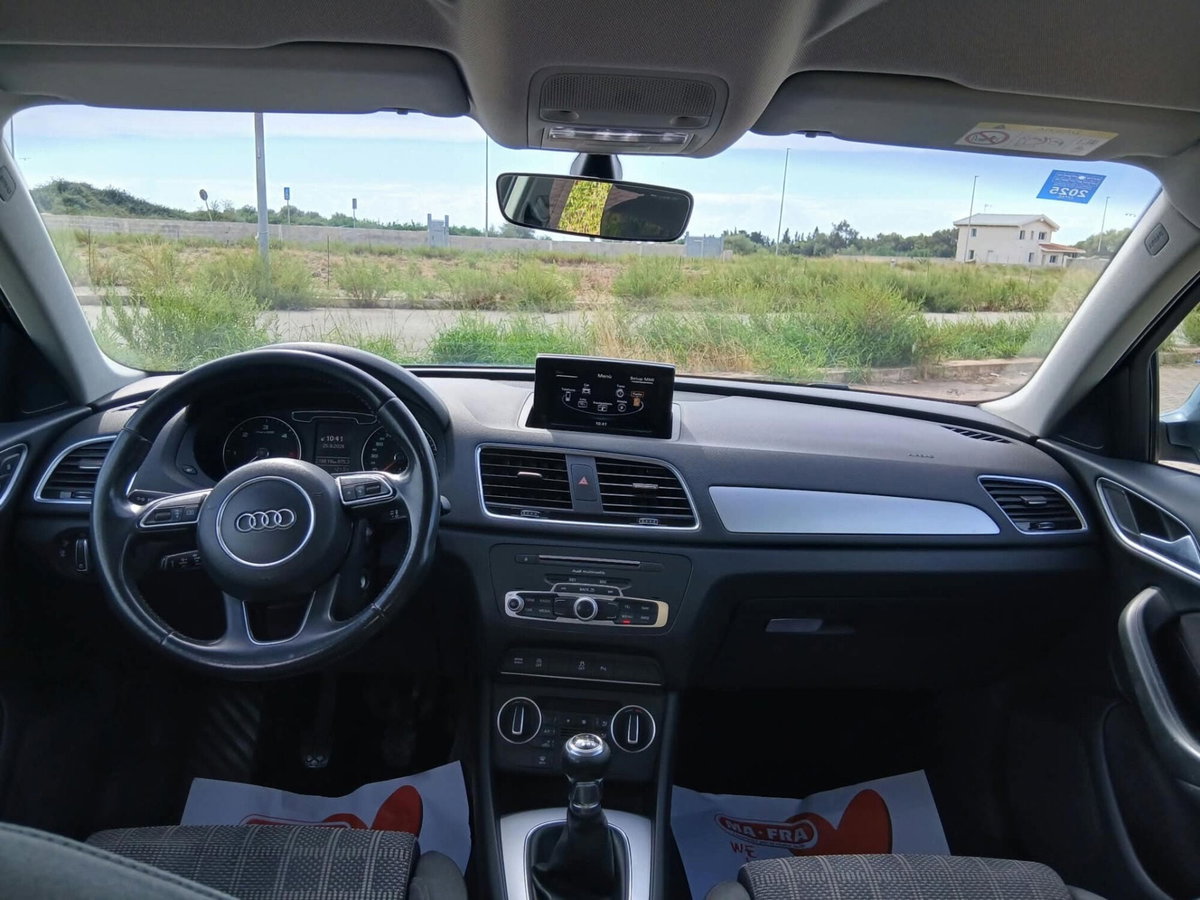 Audi Q3 2.0 TDI 120 CV (4)