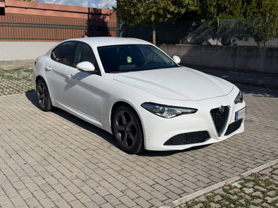 Alfa Romeo Giulia 2.2 Turbodiesel 180 CV AT8 Super (3)