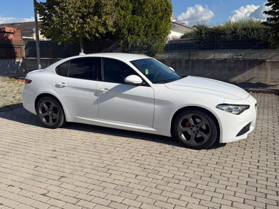 Alfa Romeo Giulia 2.2 Turbodiesel 180 CV AT8 Super (4)