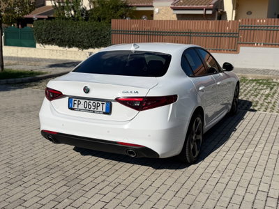 Alfa Romeo Giulia 2.2 Turbodiesel 180 CV AT8 Super (7)