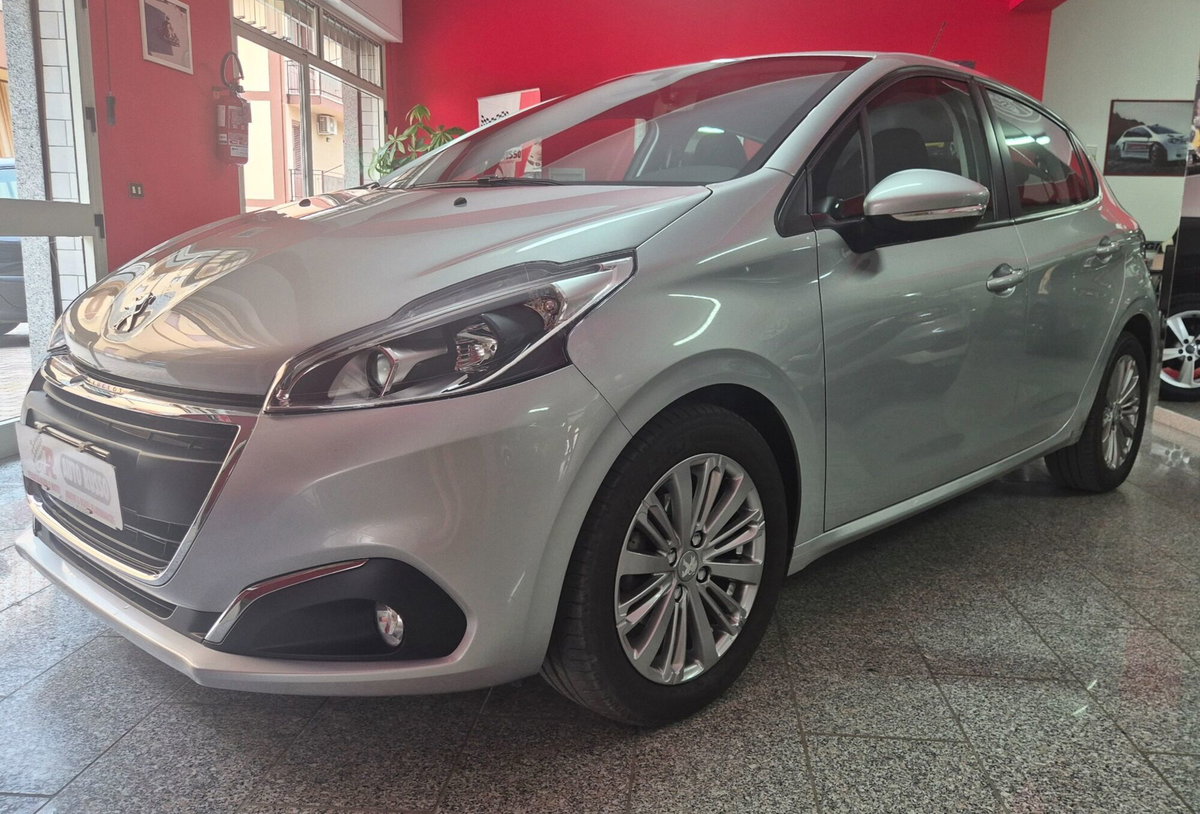 Peugeot 208 82 5p. GPL Allure (2)