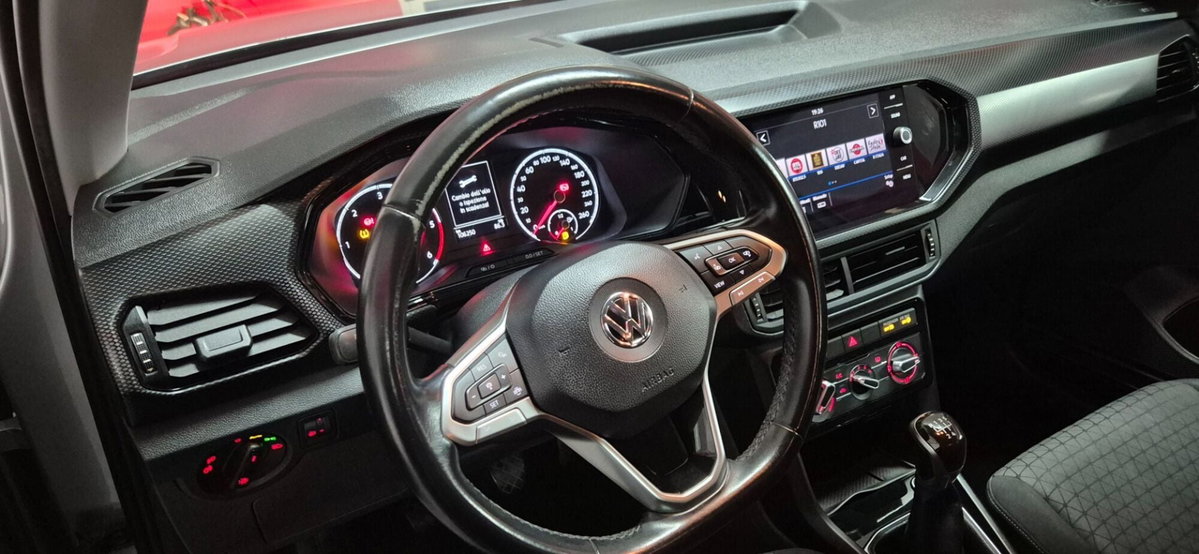 Volkswagen T-Cross 1.6 TDI SCR Style BMT (10)