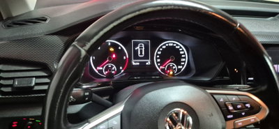 Volkswagen T-Cross 1.6 TDI SCR Style BMT (9)