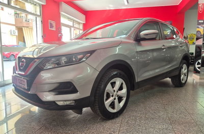 Nissan Qashqai 1.5 dCi 115 CV DCT Business (2)