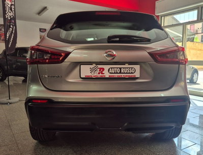 Nissan Qashqai 1.5 dCi 115 CV DCT Business (8)