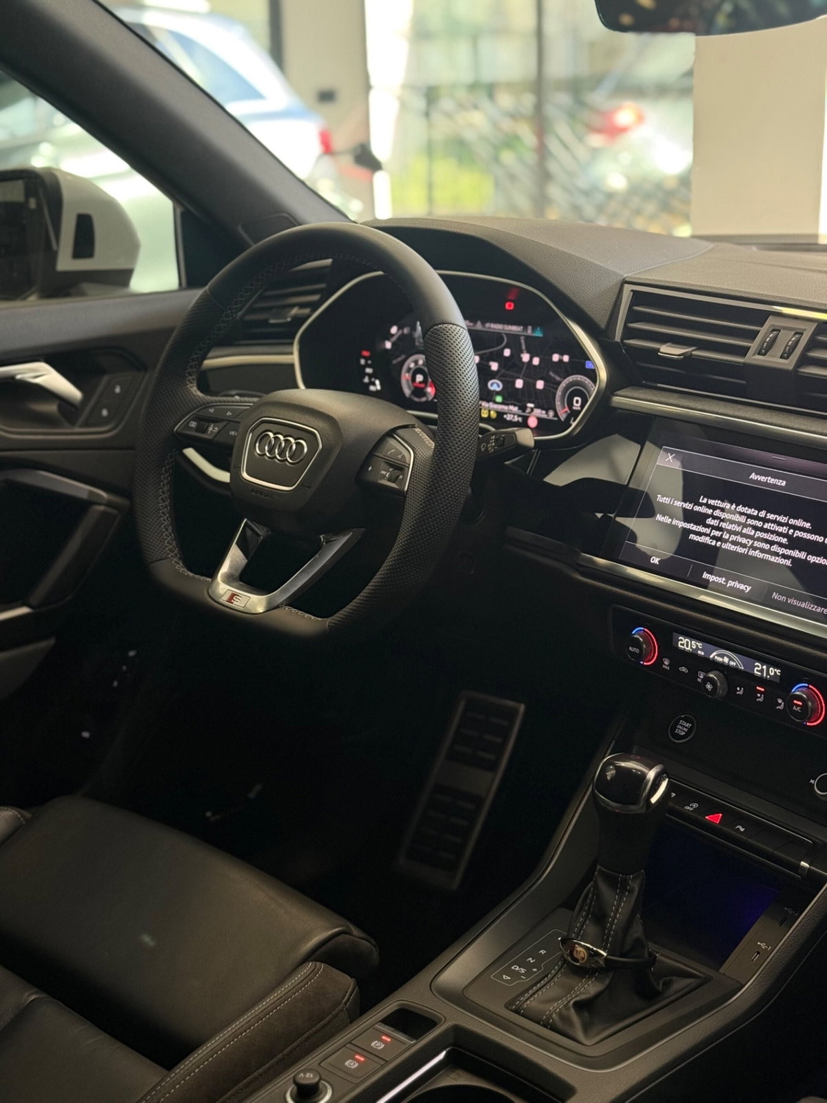 Audi Q3 Sportback 40 TDI quattro S tronic S line edition (12)
