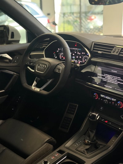 Audi Q3 Sportback 40 TDI quattro S tronic S line edition (12)