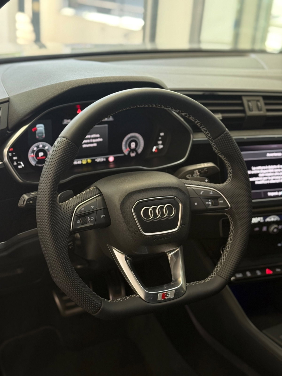 Audi Q3 Sportback 40 TDI quattro S tronic S line edition (7)