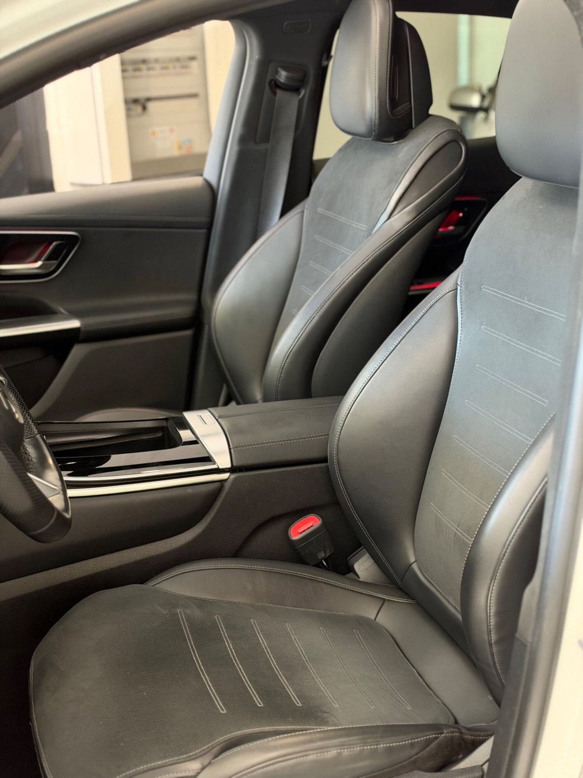 Mercedes-Benz GLC Coupé 300 de 4Matic Plug-in hybrid Coupé Premium Plus (4)