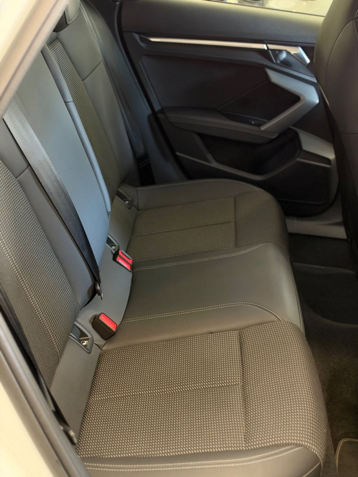 Audi A3 Sportback 35 TDI S tronic S line edition (12)