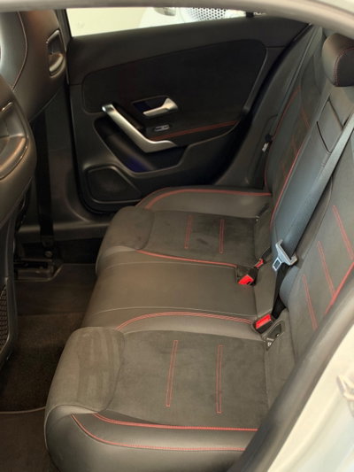 Mercedes-Benz Classe A Sedan 200 d AMG Line Advanced Plus auto (10)