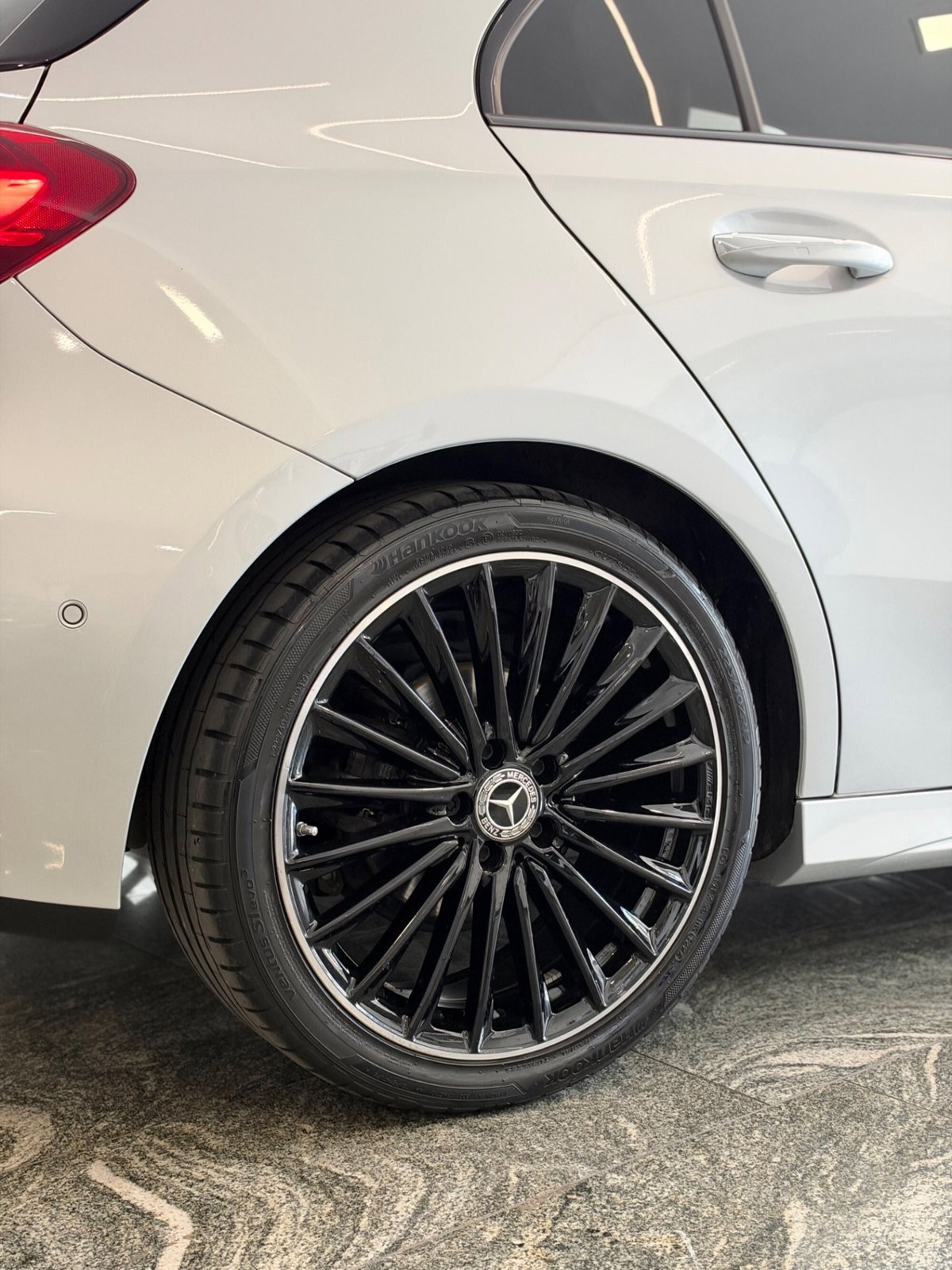Mercedes-Benz Classe A Sedan 200 d AMG Line Advanced Plus auto (12)