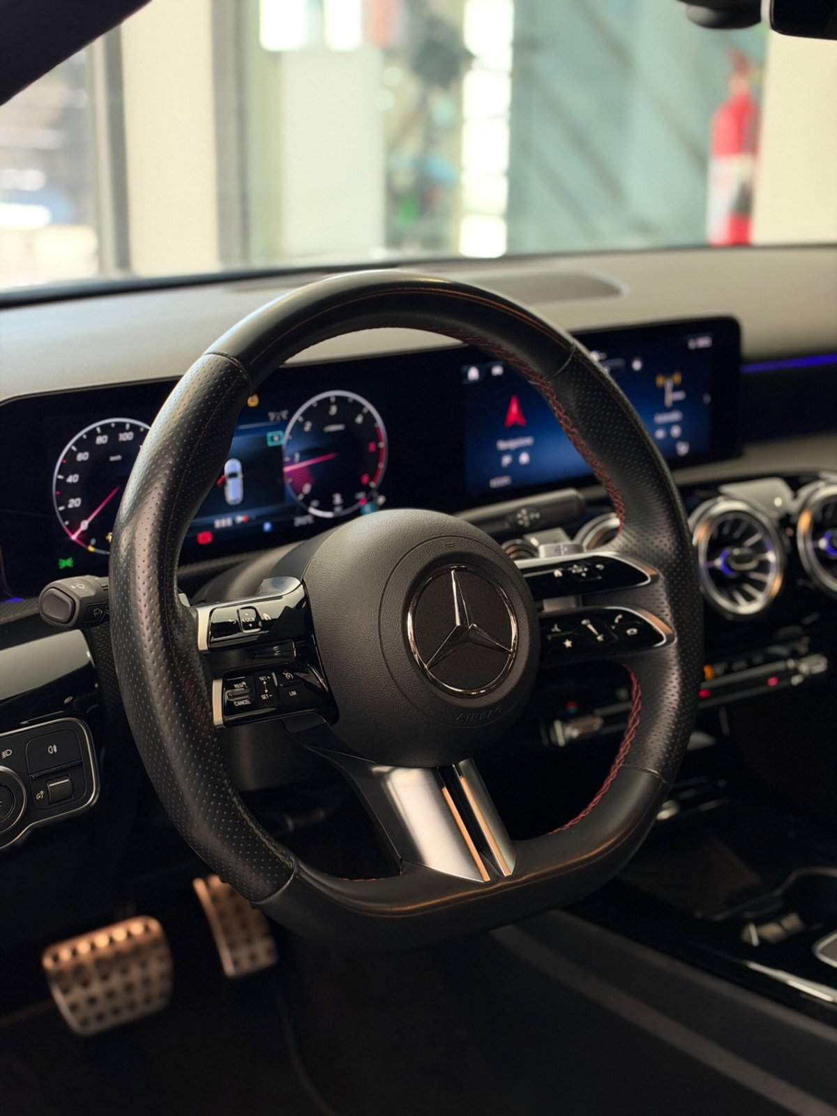 Mercedes-Benz Classe A Sedan 200 d AMG Line Advanced Plus auto (15)