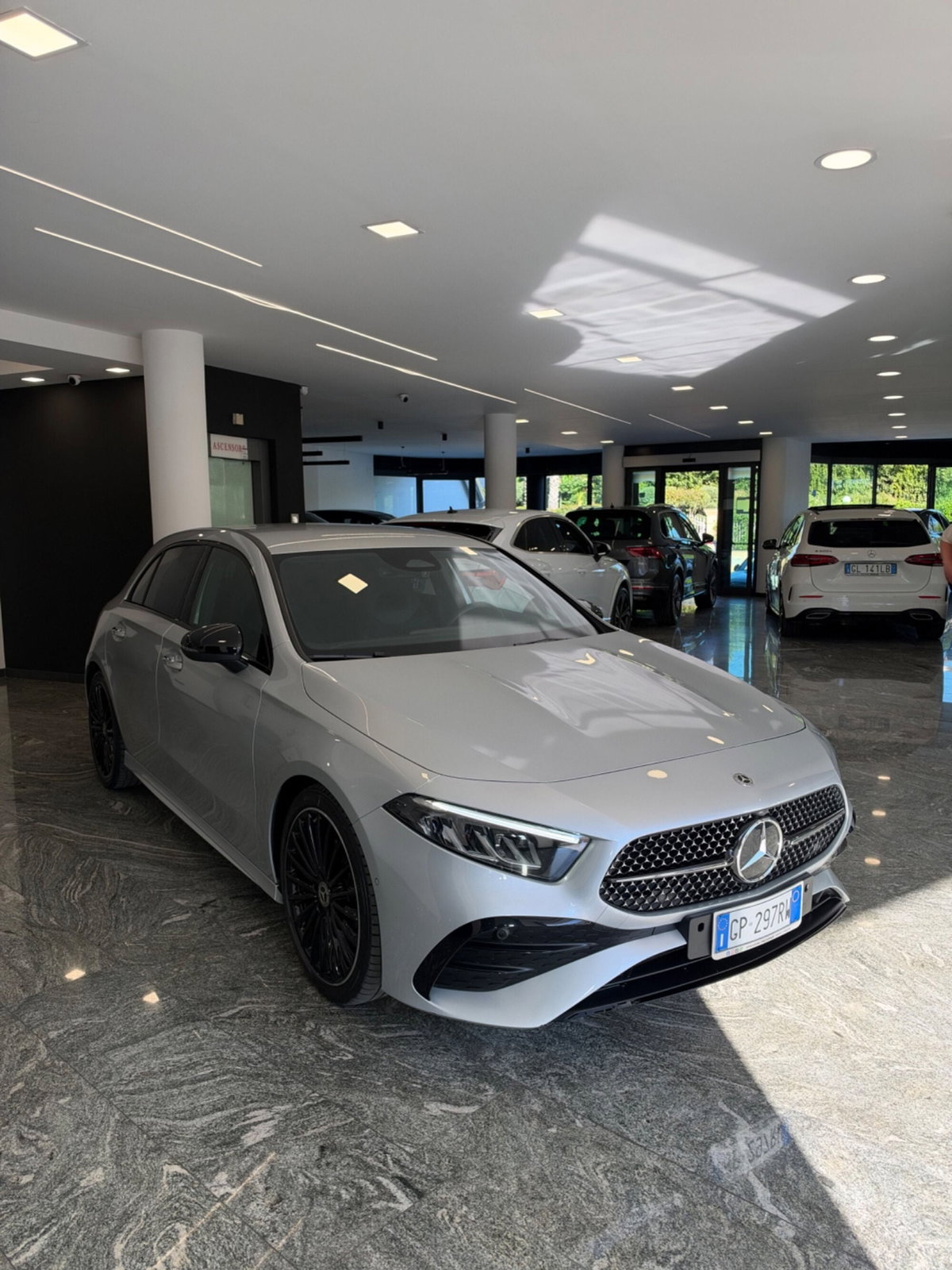 Mercedes-Benz Classe A Sedan 200 d AMG Line Advanced Plus auto (4)