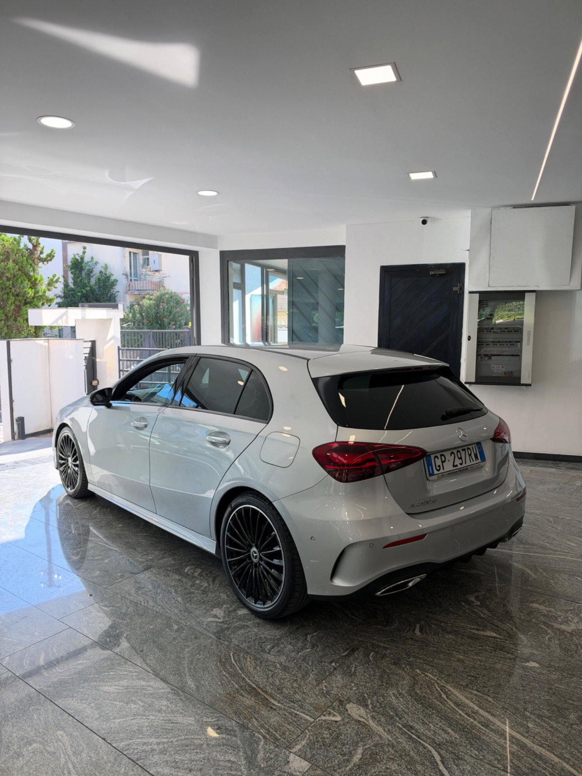 Mercedes-Benz Classe A Sedan 200 d AMG Line Advanced Plus auto (5)