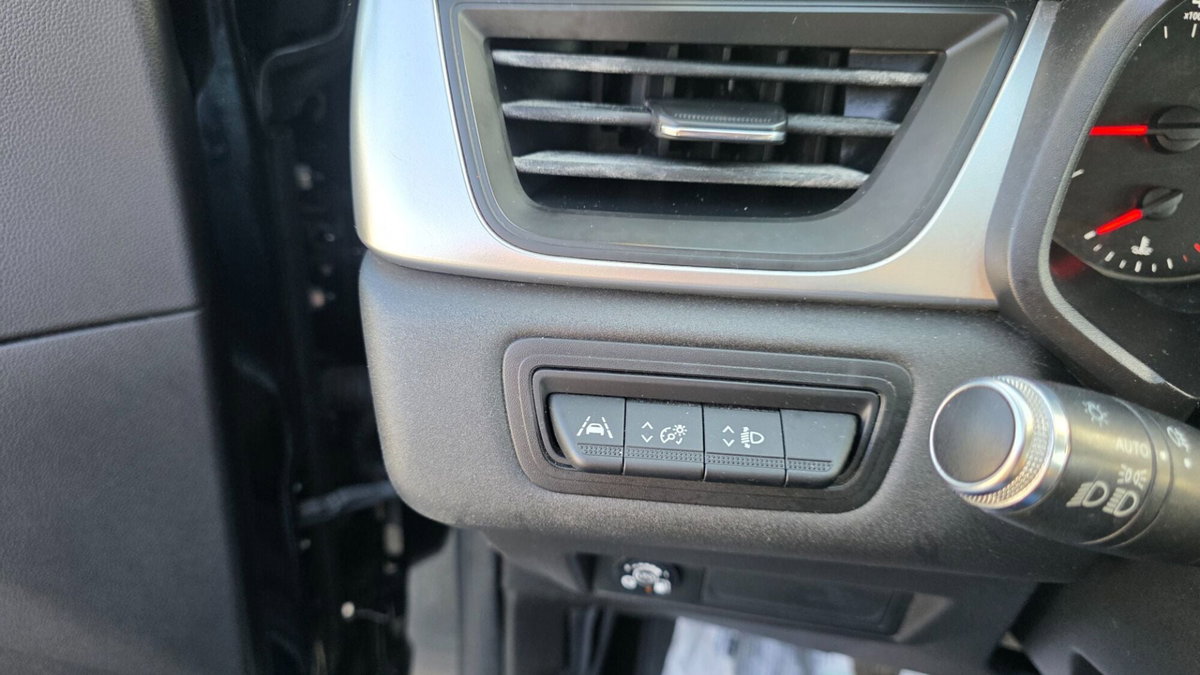 Renault Captur TCe 100 CV GPL FAP Zen (19)