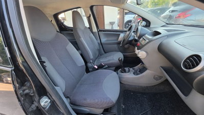 Peugeot 107 68CV 5p. Urban Move (10)