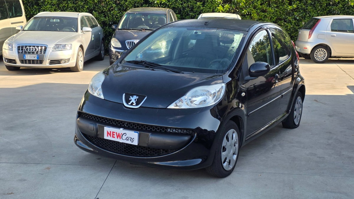 Peugeot 107 68CV 5p. Urban Move (2)