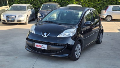 Peugeot 107 68CV 5p. Urban Move (2)