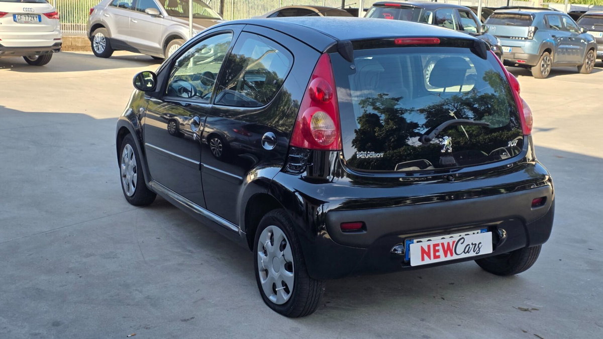 Peugeot 107 68CV 5p. Urban Move (3)