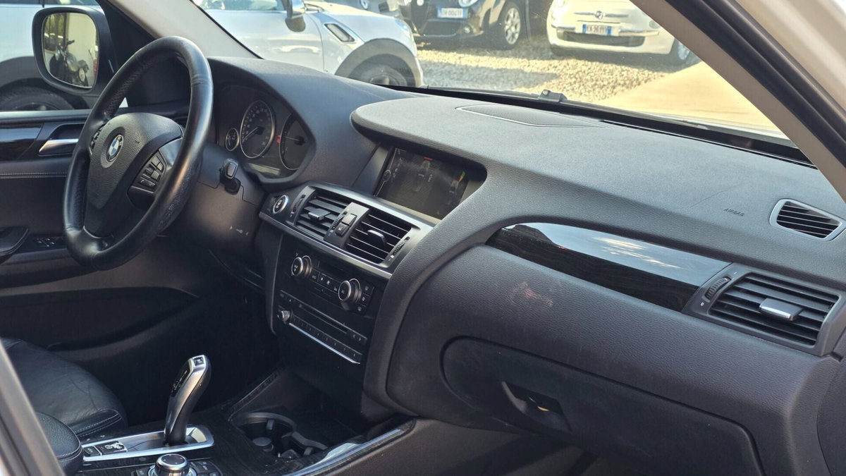 BMW X3 xDrive20d Futura (12)