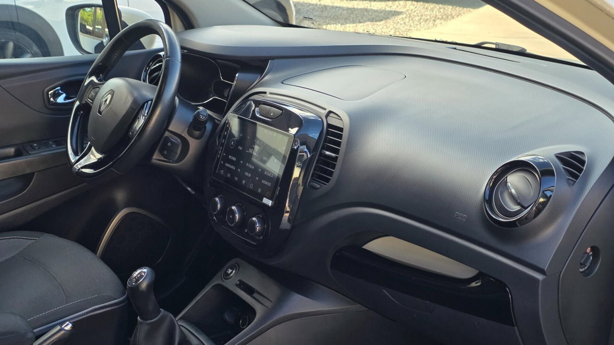 Renault Captur 1.5 dCi 8V 90 CV Start&Stop Energy R-Link (13)