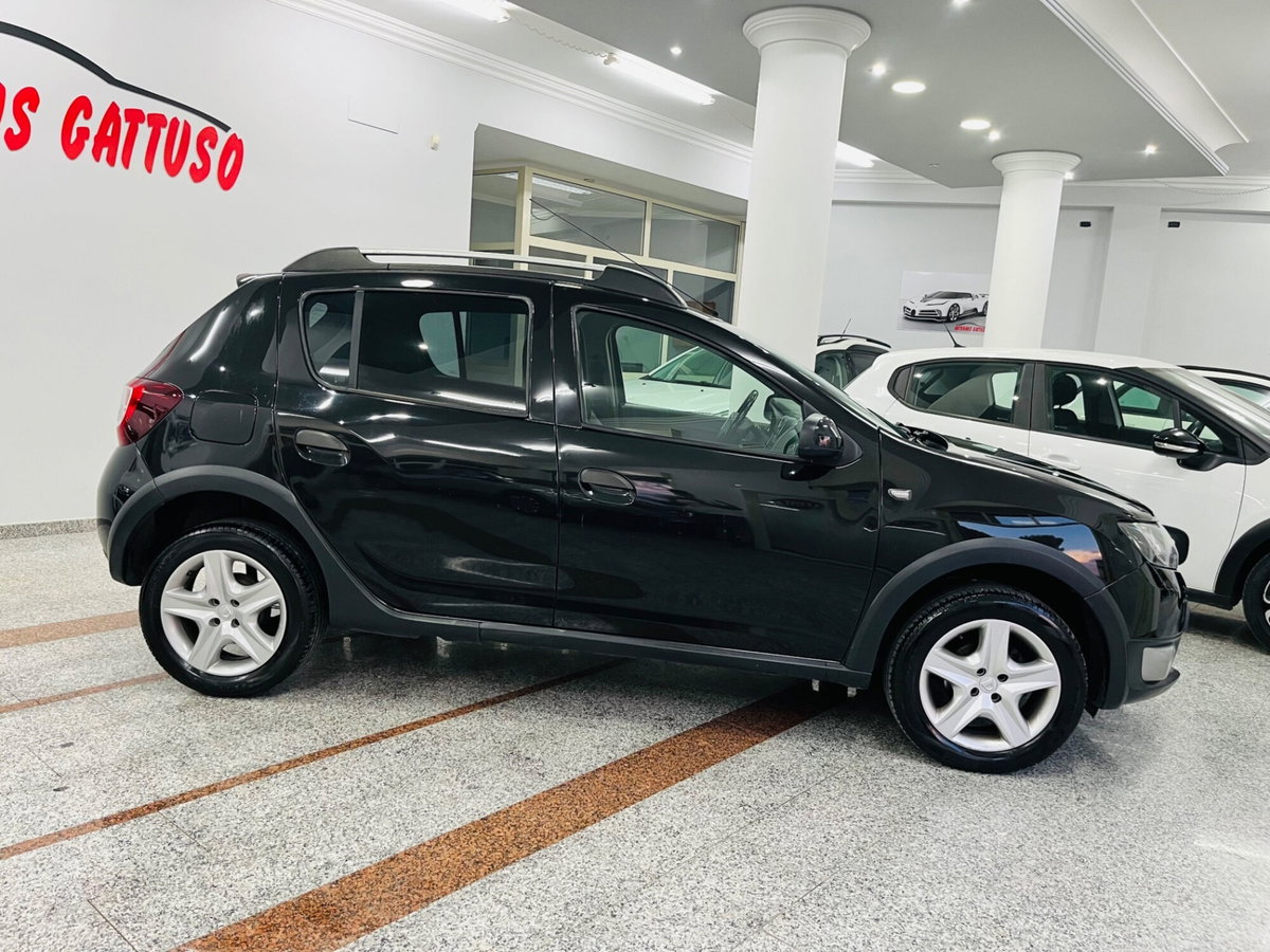 Dacia Sandero Stepway 1.5 dCi 8V 90CV (3)