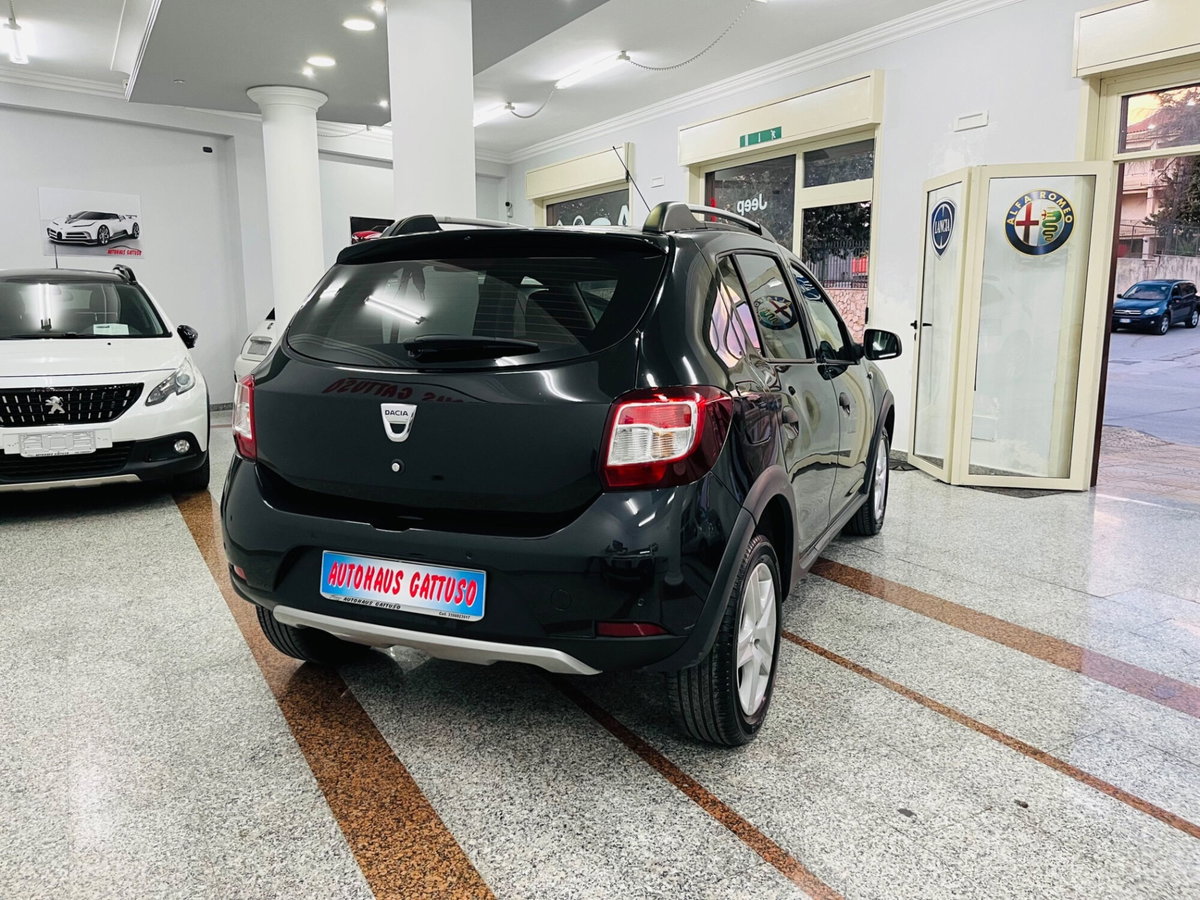 Dacia Sandero Stepway 1.5 dCi 8V 90CV (5)