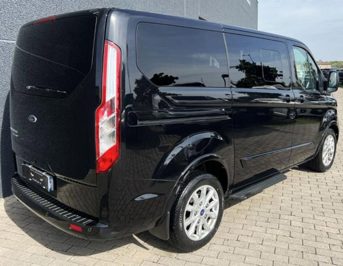 Ford Tourneo Custom 320 2.0 TDCi 185CV aut. PC Titanium (9)