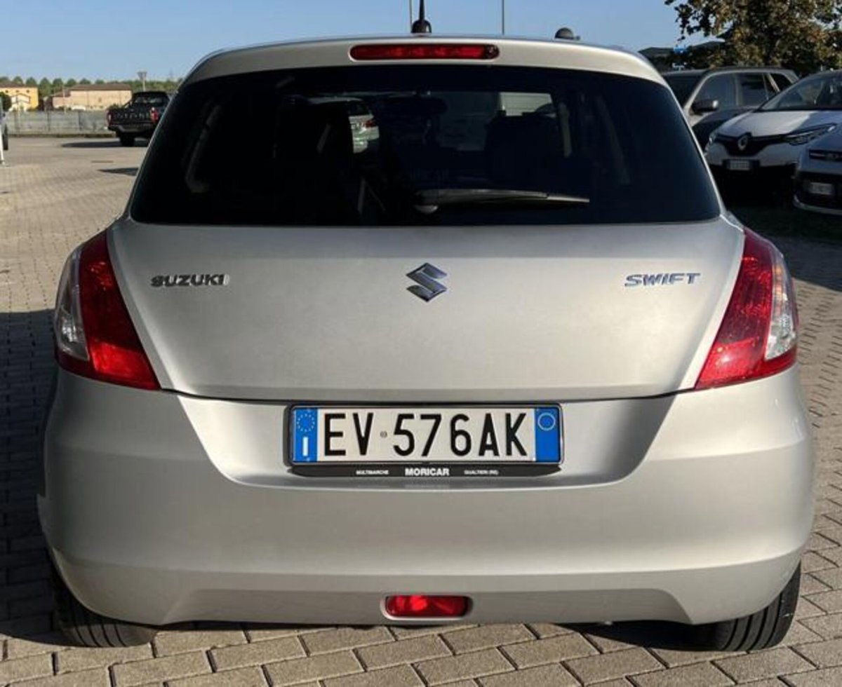 Suzuki Swift 1.2 VVT 5 porte B-Top (10)