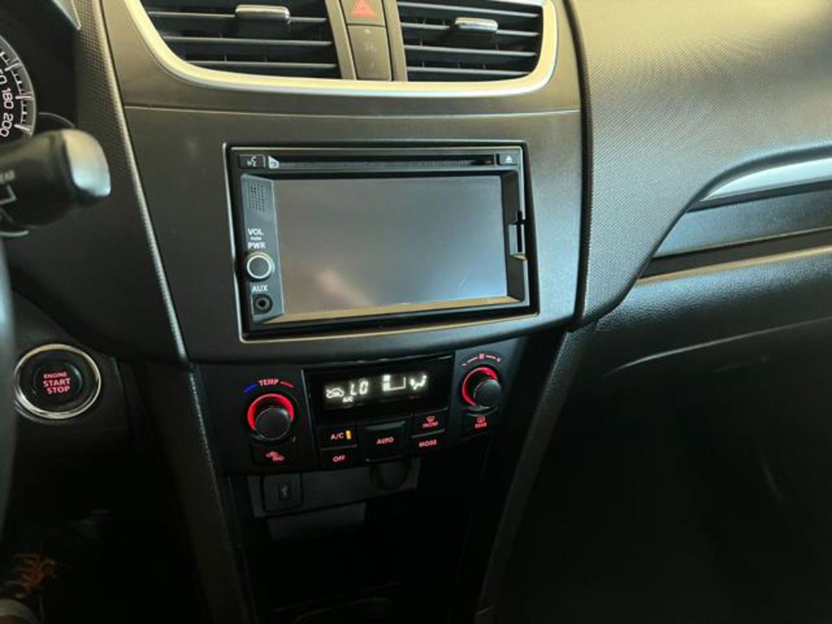 Suzuki Swift 1.2 VVT 5 porte B-Top (13)