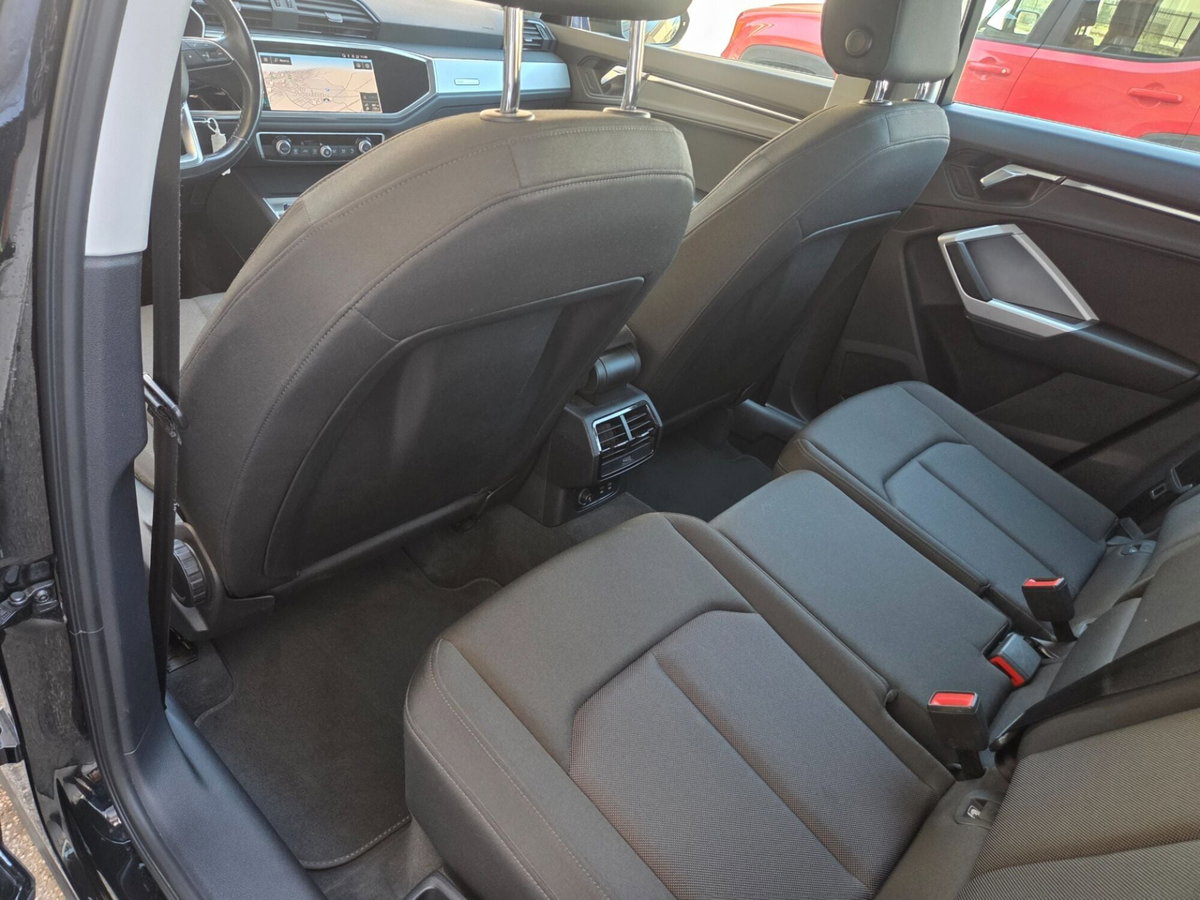 Audi Q3 Sportback 35 TDI S line edition (13)
