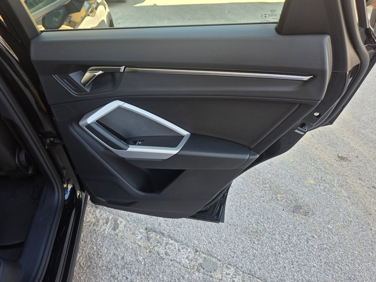 Audi Q3 Sportback 35 TDI S line edition (17)