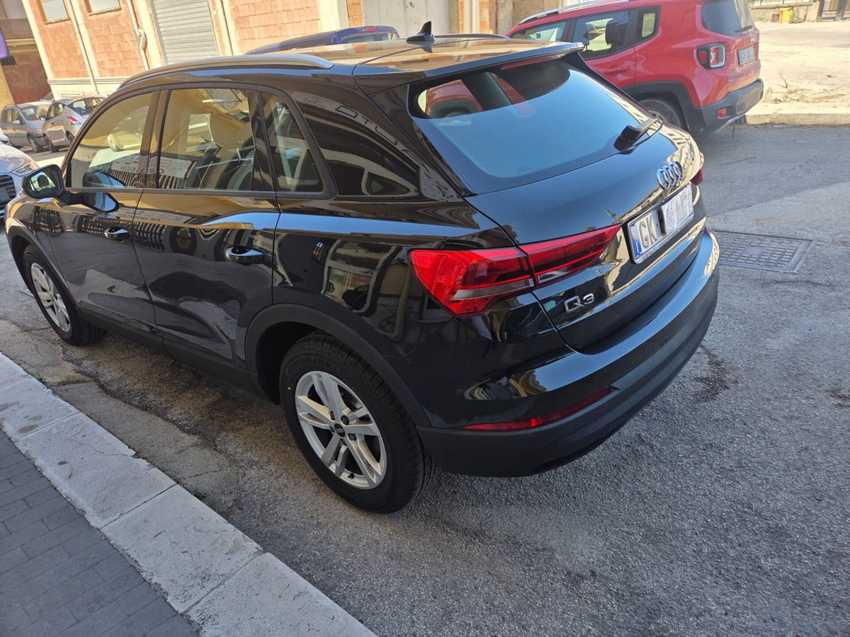 Audi Q3 Sportback 35 TDI S line edition (6)