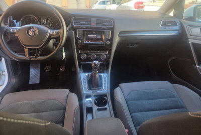 Volkswagen Golf 2.0 TDI 5p. Highline BlueMotion Technology (10)