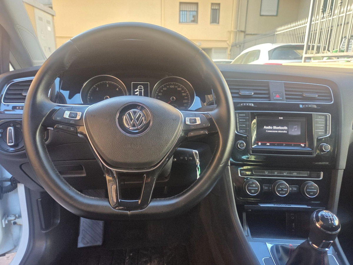 Volkswagen Golf 2.0 TDI 5p. Highline BlueMotion Technology (11)